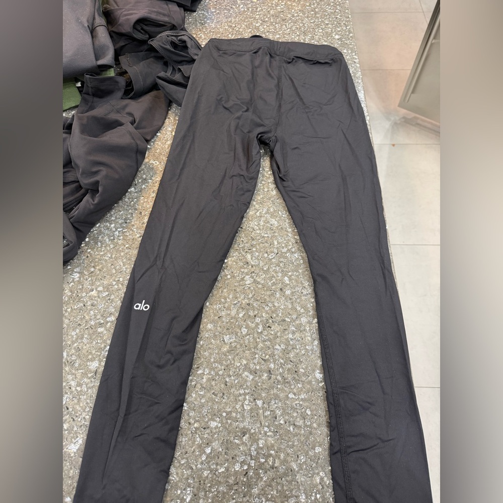 ALO Yoga Black Leggings